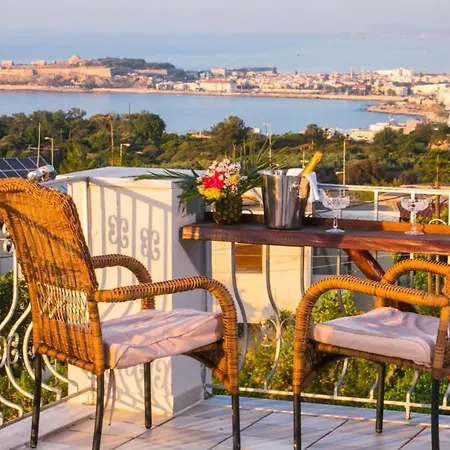 Apartment Sea And Views In Zina