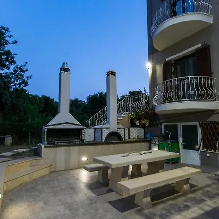 Apartment Sea And Views In Zina *